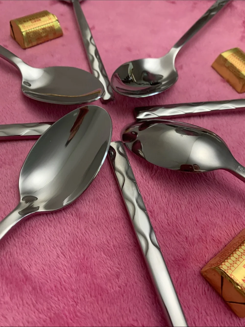 Oneida Shui Pattern Stainless Steel Teaspoon Set of 8 NWOT